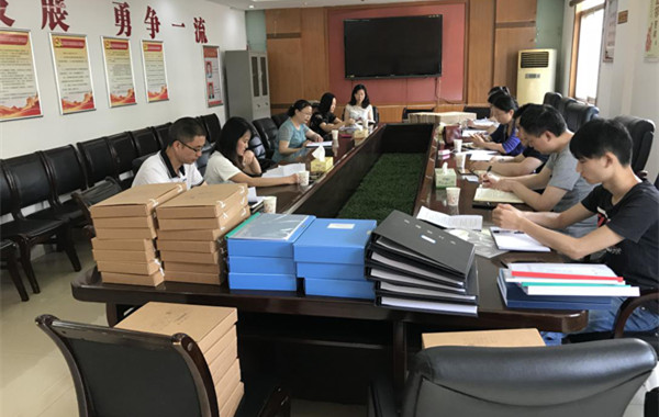 2021年成都讀衛(wèi)校要多少錢？
