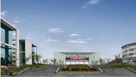 2021年四川初中生報(bào)什么護(hù)理學(xué)校？