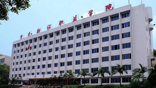 成都中專讀什么專業(yè)好？
