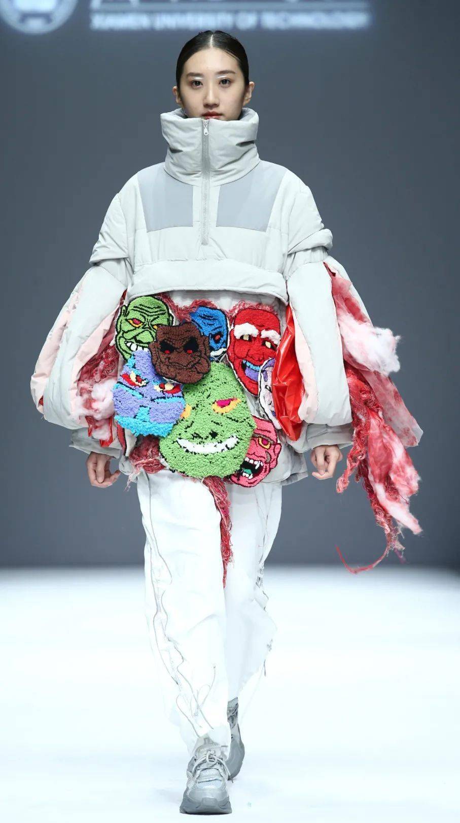 重慶服裝設(shè)計(jì)學(xué)院有哪些學(xué)校(重慶科技職業(yè)學(xué)院雙橋)