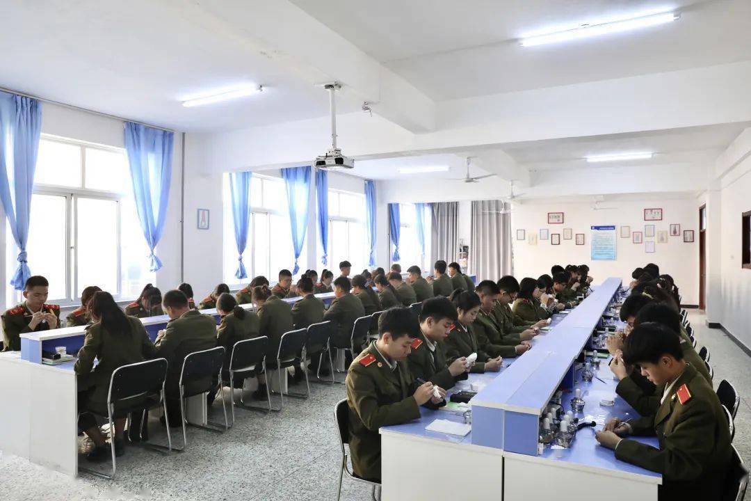 大連職業(yè)技術(shù)學校2021年招生(大連職業(yè)技術(shù)學院官網(wǎng))