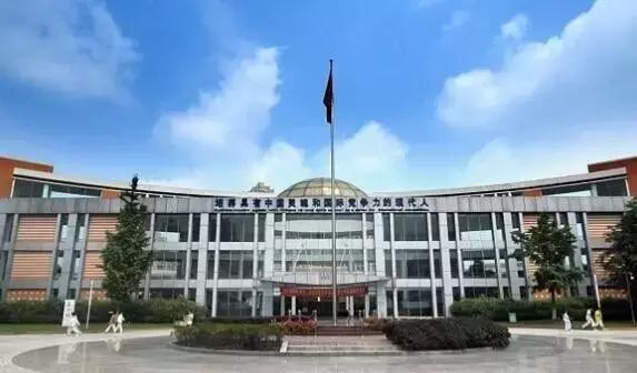 成都國(guó)際學(xué)校學(xué)費(fèi)(上海的國(guó)際學(xué)校學(xué)費(fèi))