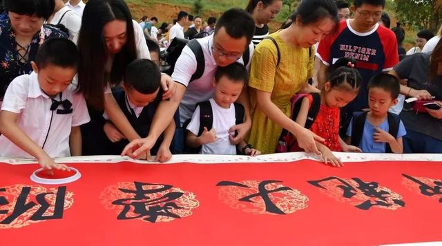成都龍泉學(xué)校(成都龍泉學(xué)校保安招聘信息)