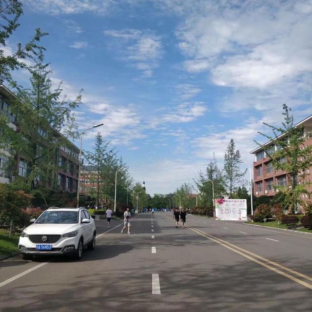 成都紡織高等?？茖W(xué)校官網(wǎng)(成都紡織職業(yè)技術(shù)學(xué)院)