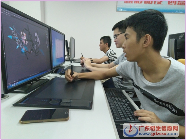 動漫設(shè)計(jì)中專學(xué)校(動漫設(shè)計(jì)中專學(xué)校分?jǐn)?shù)線)