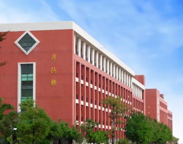 重慶口碑好的職業(yè)學校有哪些(重慶電訊職業(yè)學?？诒趺礃?