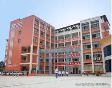 瀘縣職業(yè)學(xué)校有哪些(瀘縣電子機(jī)械職業(yè)學(xué)校)