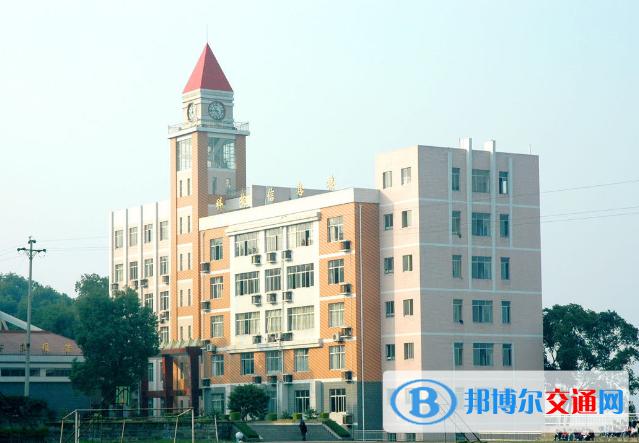 重慶前十名重點(diǎn)職校(重慶的公辦?？拼髮W(xué)有哪些)