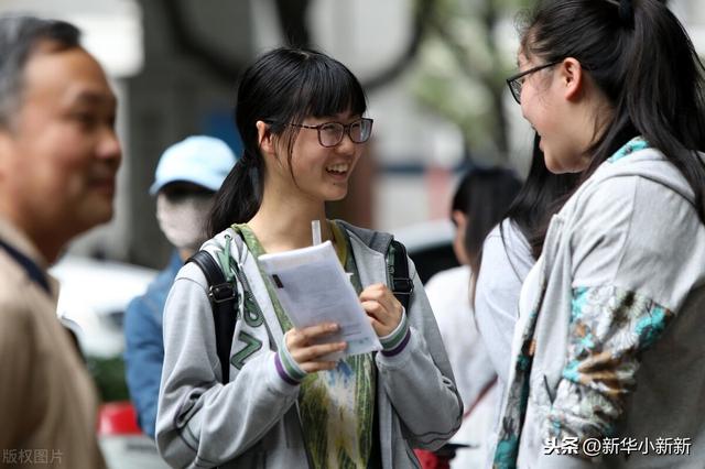 走單招好還是直接考?？坪?單招可以報(bào)考的學(xué)校)