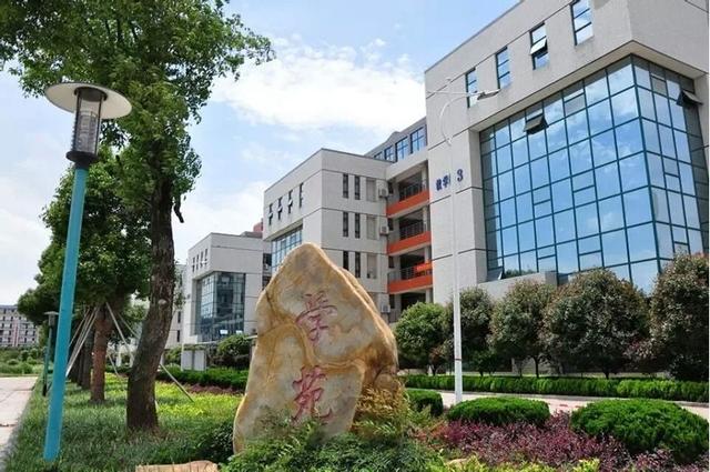 成都哪些職業(yè)學校比較好(比較好的成都職業(yè)學校)