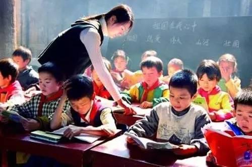 初中生畢業(yè)可以上什么學校(初中生畢業(yè)禮物送什么好)