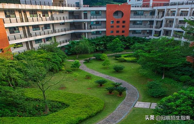 成都的職業(yè)技術學校有哪些(成都工貿(mào)職業(yè)技術學校有哪些專業(yè))