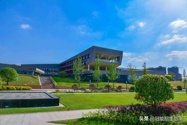 成都計(jì)算機(jī)學(xué)校哪個(gè)好(成都哪個(gè)計(jì)算機(jī)職業(yè)學(xué)校好)