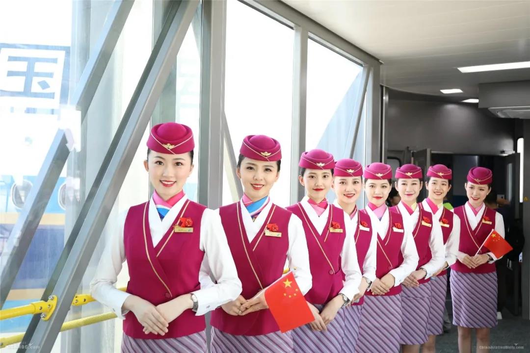 成都航空中專學校(公辦高鐵航空中專學校)