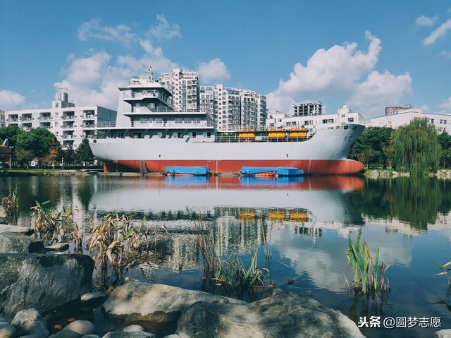 成都公辦職業(yè)學(xué)校哪個最好(成都公辦?？坡殬I(yè)學(xué)校有哪些)