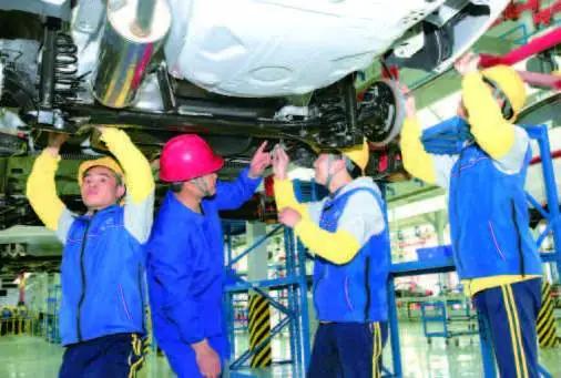 成都汽車職業(yè)技術學校學費(成都汽車職業(yè)技術學校官網)