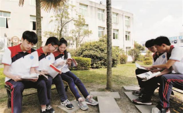 成都汽車職業(yè)技術學校學費(成都汽車職業(yè)技術學校官網)