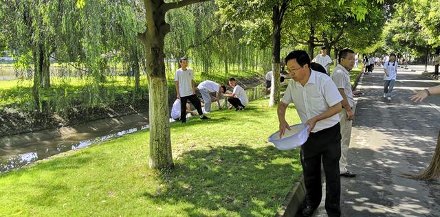 四川省旅游職業(yè)學(xué)校(海口旅游職業(yè)學(xué)校)