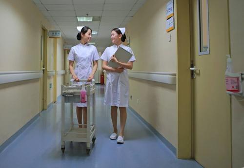 成都護理職業(yè)技術學校學費的簡單介紹