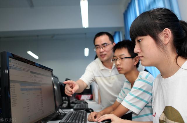 職業(yè)學(xué)校什么專業(yè)比較好(泰州職業(yè)學(xué)校有什么專業(yè)比較好)