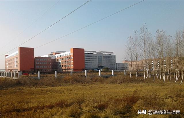 成都有哪些技術(shù)學(xué)校(成都有哪些技術(shù)學(xué)校的?？?