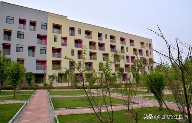 成都有哪些技術(shù)學(xué)校(成都有哪些技術(shù)學(xué)校的?？?