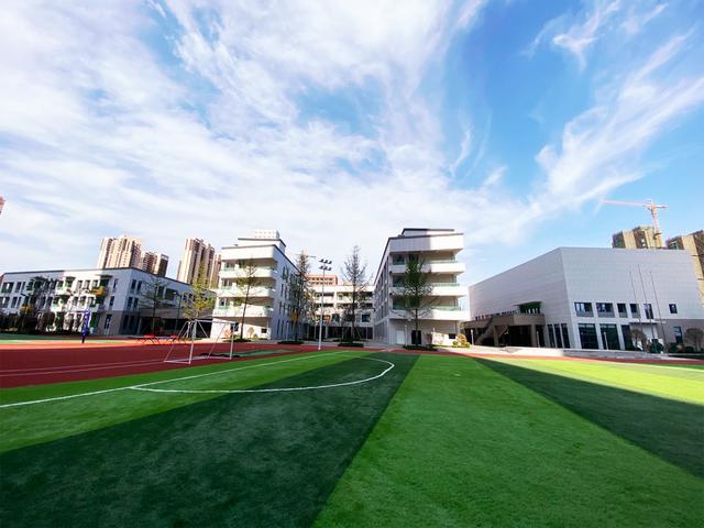 四川省輕工工程學校天府新區(qū)(四川省輕工工程學校天府校區(qū)怎么樣)