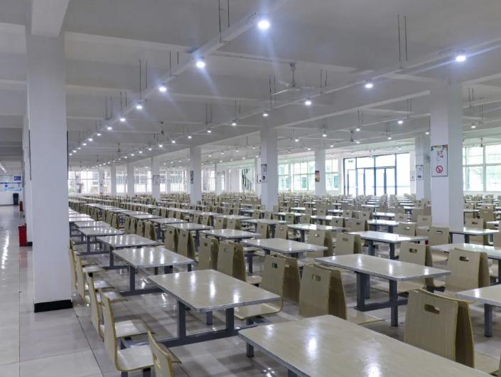 四川科華技工學校好不好(四川科華技工學校是公辦還是民辦)