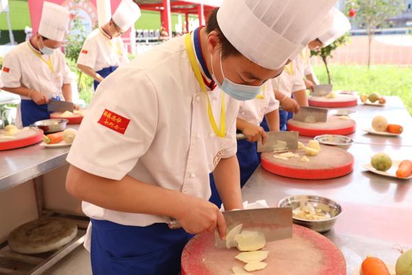 初中畢業(yè)職業(yè)中學(有效的四川初中畢業(yè)職高)
