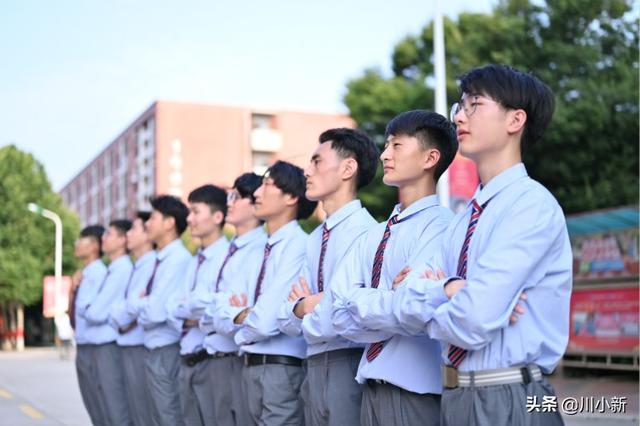 四川新華電腦學(xué)院怎么樣(四川新華電腦學(xué)院?；?
