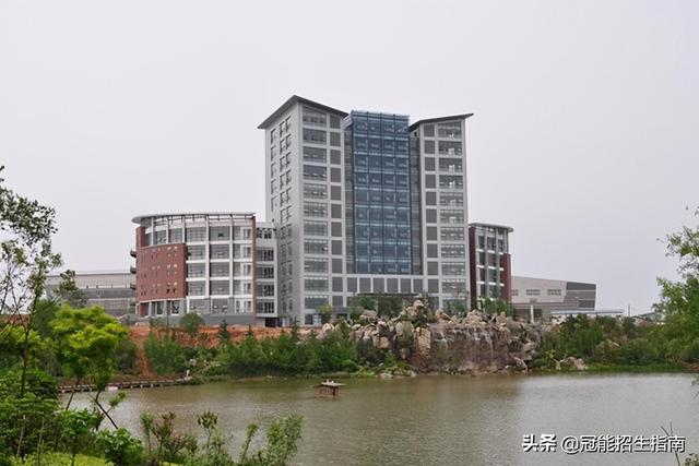 成都工程學(xué)校哪個(gè)好(成都機(jī)電工程學(xué)校怎么樣)