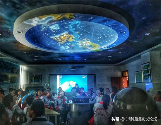 成都比較好的公立學校有哪些(重慶航天職業(yè)技術學院)