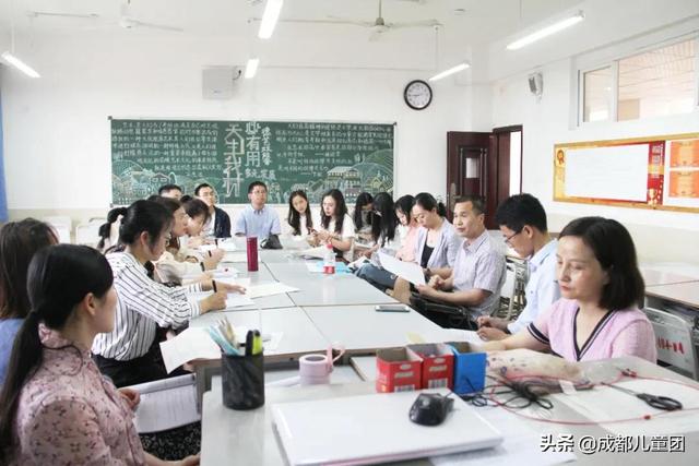 成都實驗商貿管理學校好不好(成都商貿管理學校畢業(yè)證)